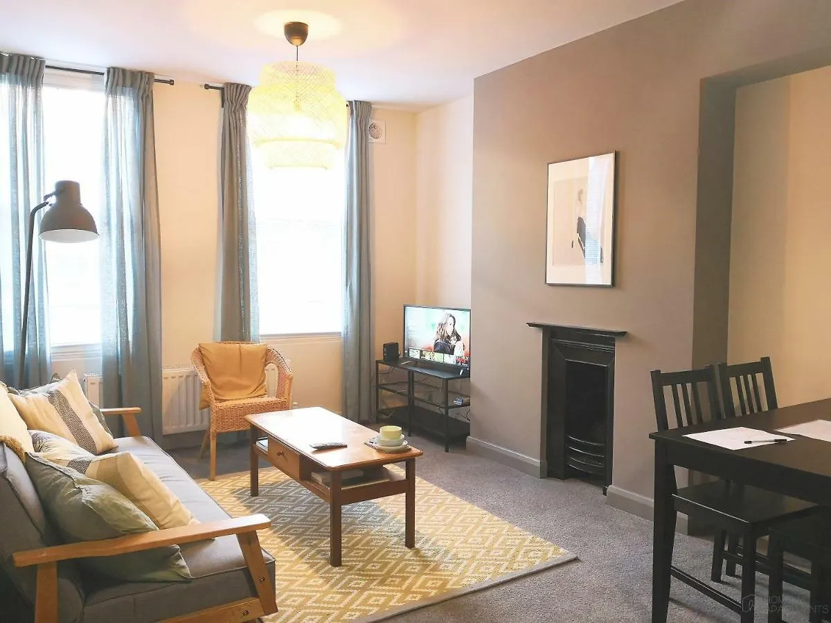 Homely Serviced Apartments - Figtree Sheffield 0*,